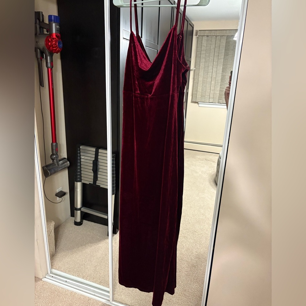 Elegant Burgundy Velvet Dress